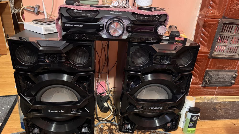 Vans sistem audio panasonic