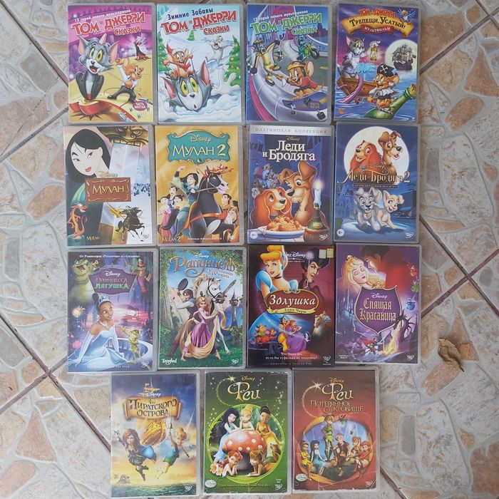 DVD диски, фильмы (дискілер)
