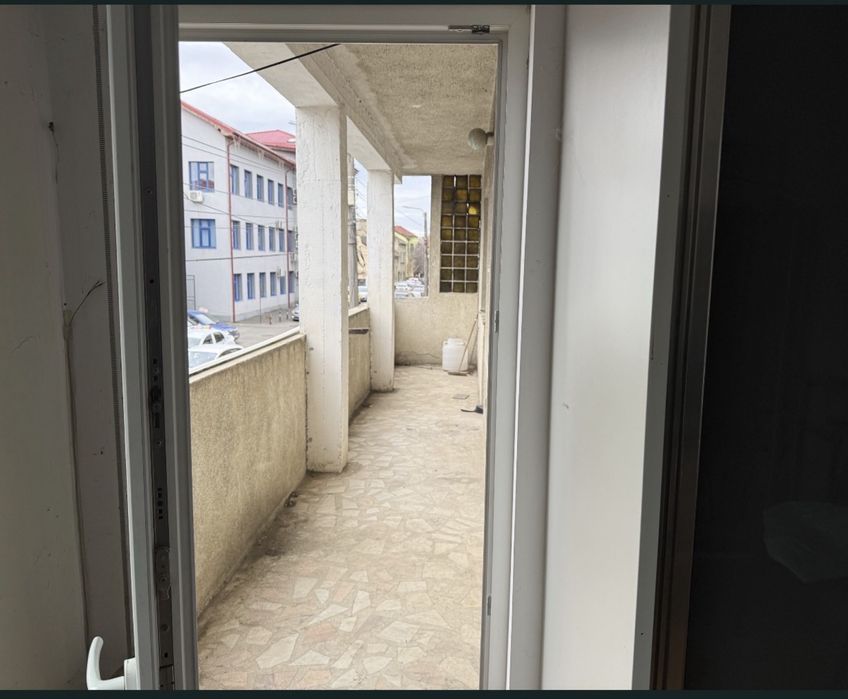DE VANZARE- Apartament Central, intreg nivelul 1,Dr. Ioan Suciu nr. 21