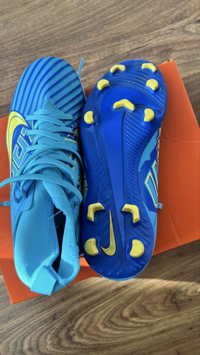 ghete fotbal nike mbappe marimea 35