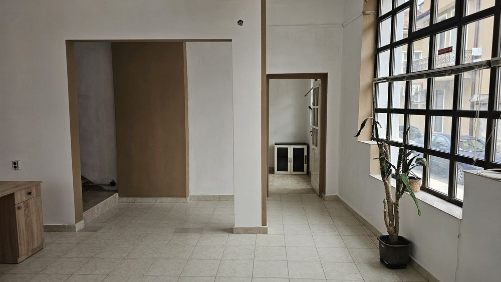 Дава се под наем Магазин в Враца, Подбалканска - 54 кв.м за 408 € - Снимка #4