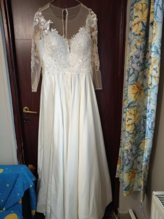 Rochie mireasa purtata odată, măsura 54
