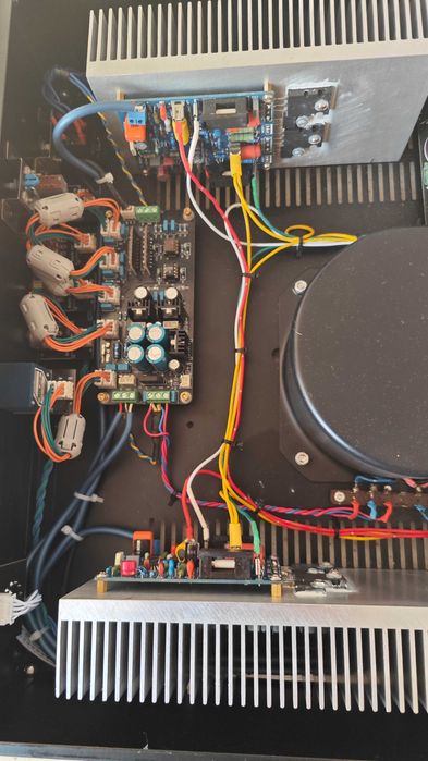 Усилитель Audio в корпусе SP-22