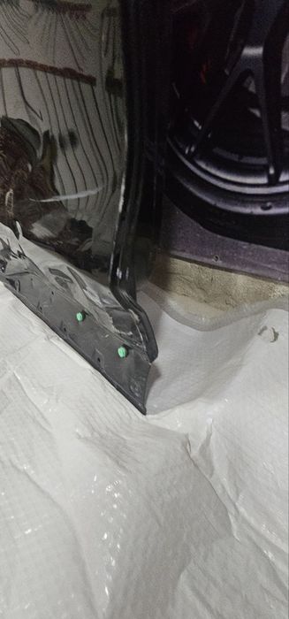 BYD eshik sotiladi radnoy eshik pitno bóladigan