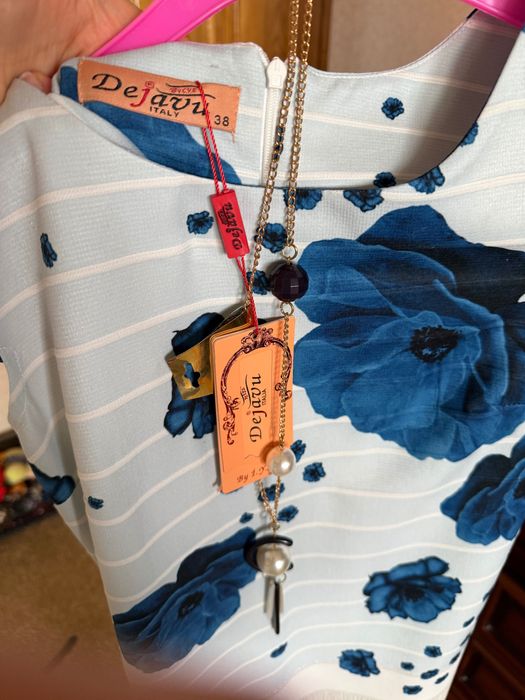 Платье  с цветами