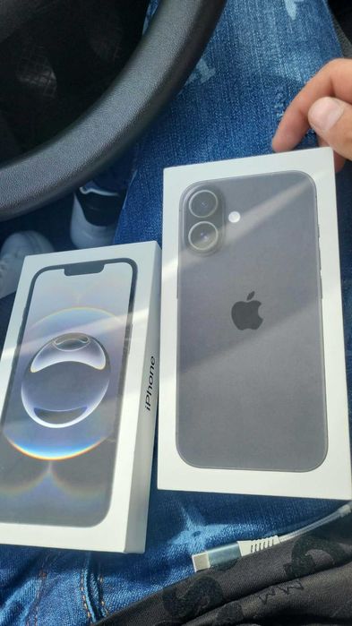 Iphone 16e  .....