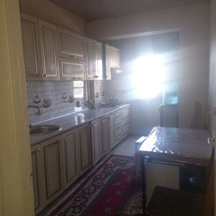 Дом сотилади 3 хонали 4 хона килинган