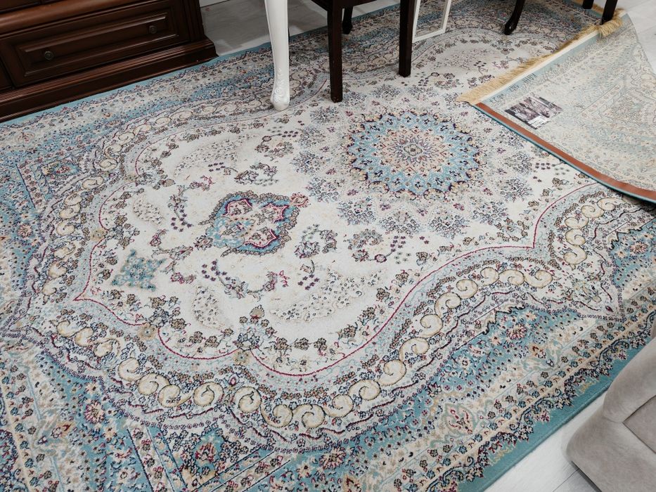 Продам шёлковый ковёр