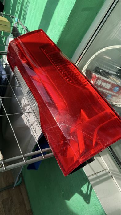 Правый задний плафон  Mersedes Sprinter