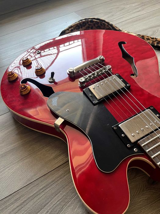 Epiphone Dot Cherry Semi-Hollow / ES-335