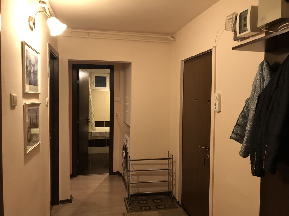 Inchiriez apartament cu 2 camere, decomandat, in Marasti