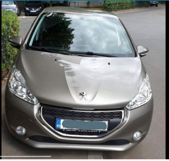 PEUGEOT 208 2012 — imagine 2