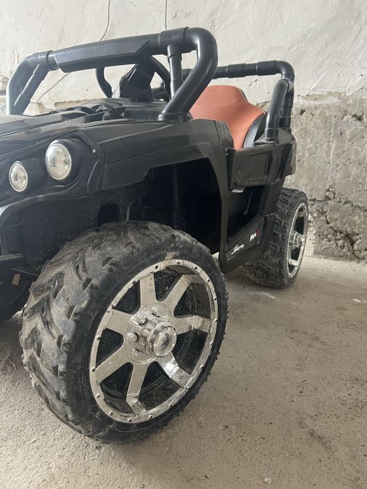 Детский машина сотилади