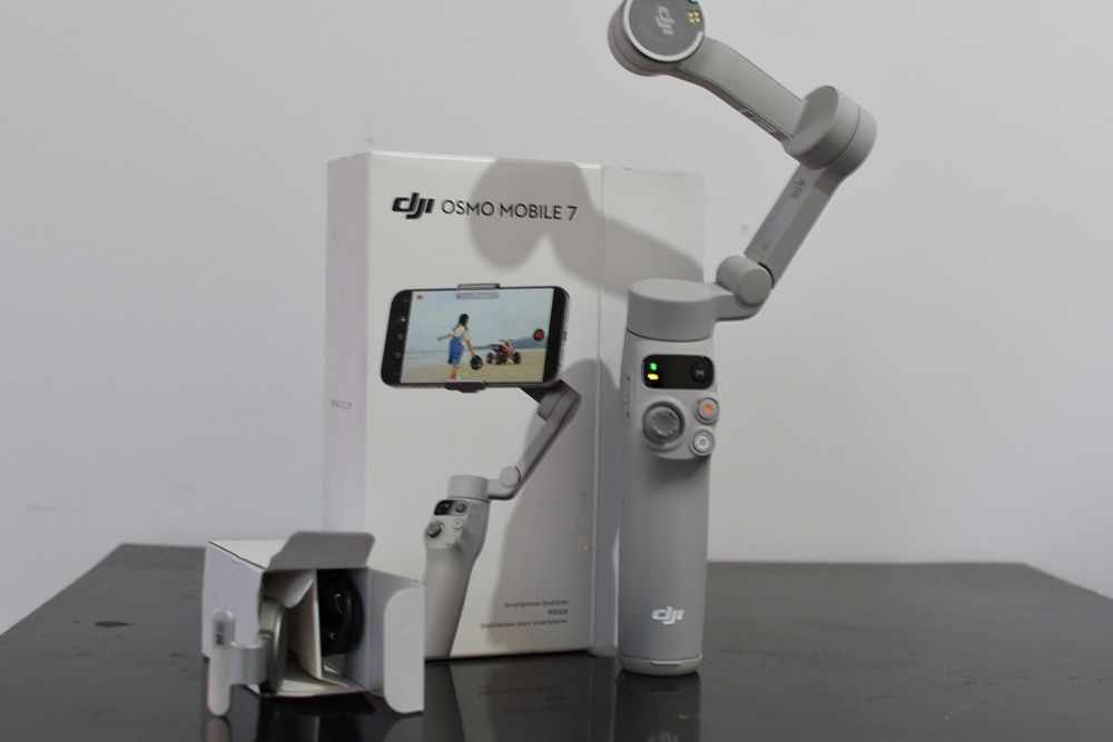 Vand DJI Osmo Mobile 7 Sigilat