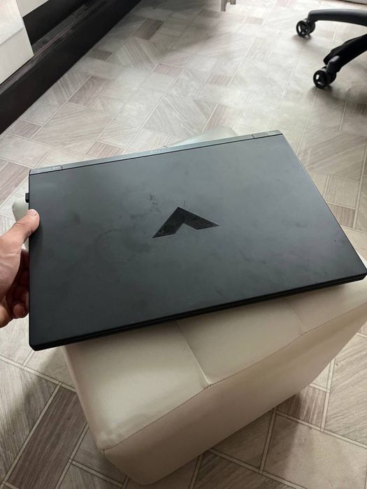 Ноутбук VICTUS игрой