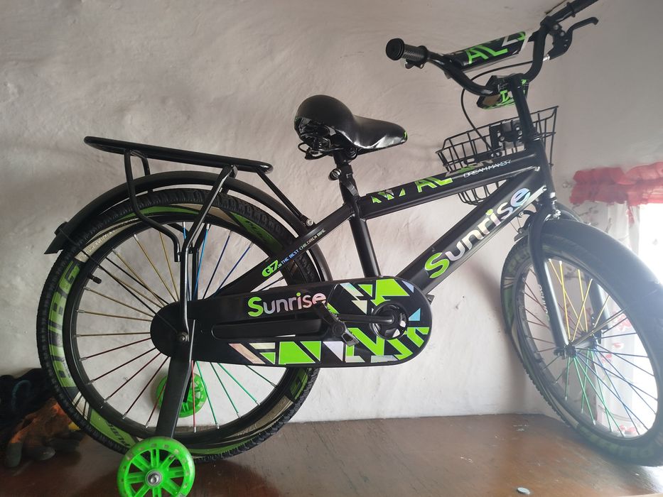 Продам детский велосипед 8-10 лет.