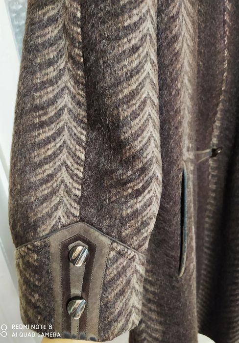 Женское пальто .