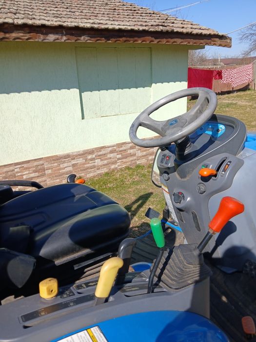 Tractor LS model J27,CP 27 +3 accesorii(Freză,semănătoare și plug)