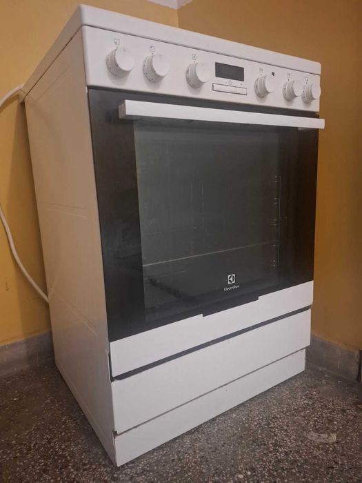 Готварска печка ELECTROLUX