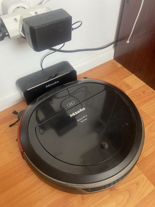 Aspirator robot Miele RX 2