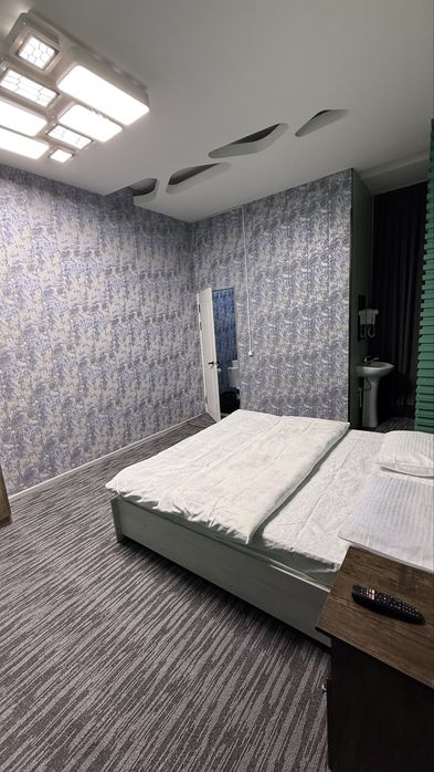 Hotel . Gastinsa . Mexmonxona Bez zkas