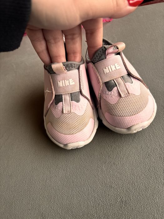 Маратонки Nike 21 номер