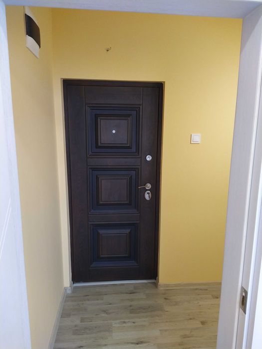 Продава се Двустаен апартамент в Силистра, Център - 54 кв.м за 906 €/кв.м - Снимка #11