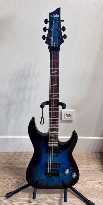 Удивительный Schecter Omen ELITE