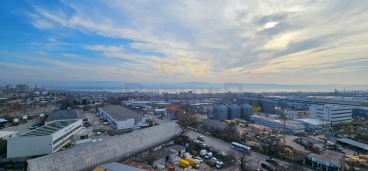 Продава се Тристаен апартамент в Варна, Трошево - 115 кв.м за 2073 €/кв.м - Снимка #9