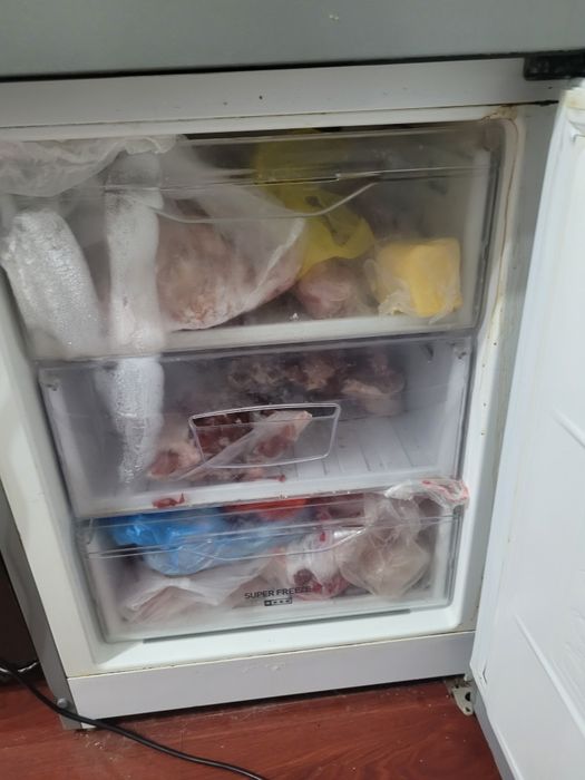 Холодильник бу в отличном состоянии