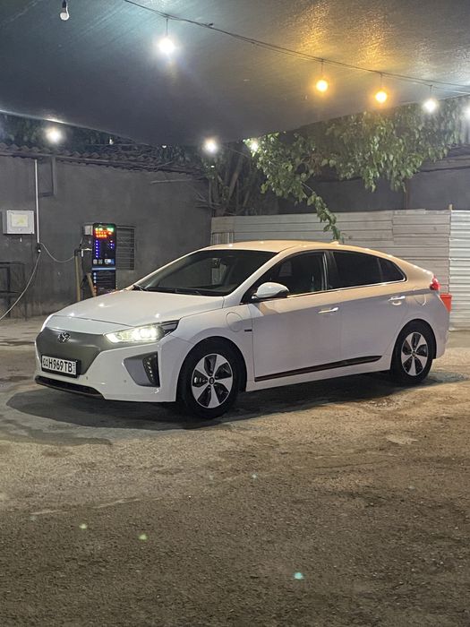 Hyundai ioniq electric