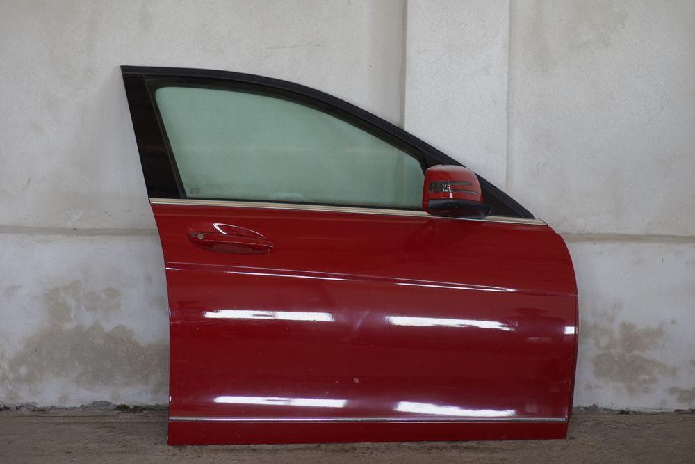 Ușa dreapta față Mercedes C CLASS W204 2008-2013 ROSU