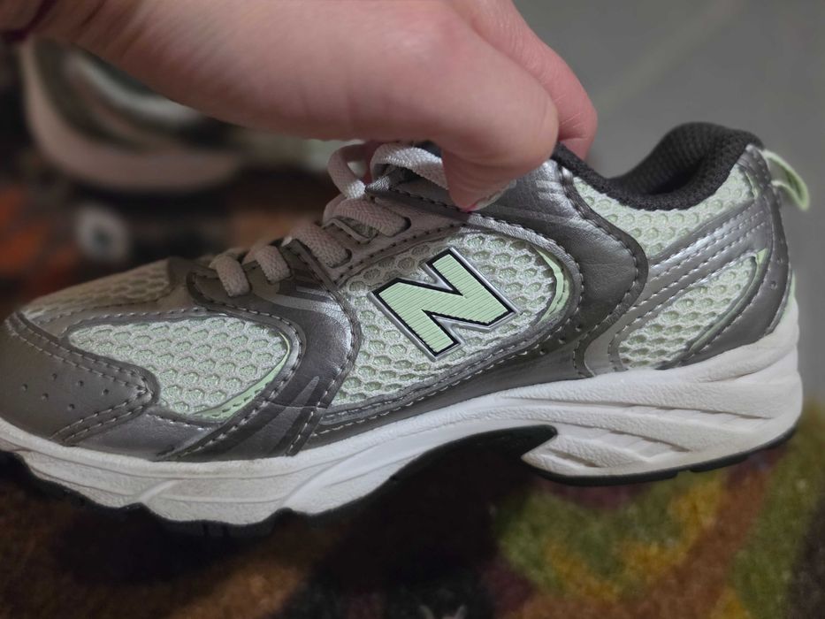 Маратонки New Balance