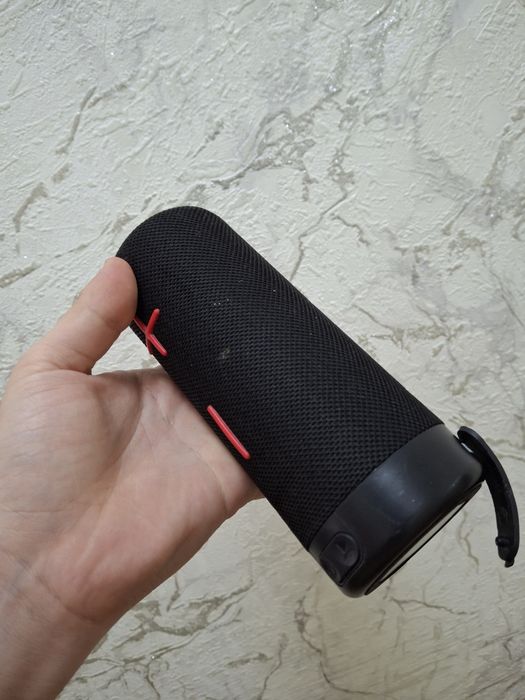 Блютуз колонка  музыкальный