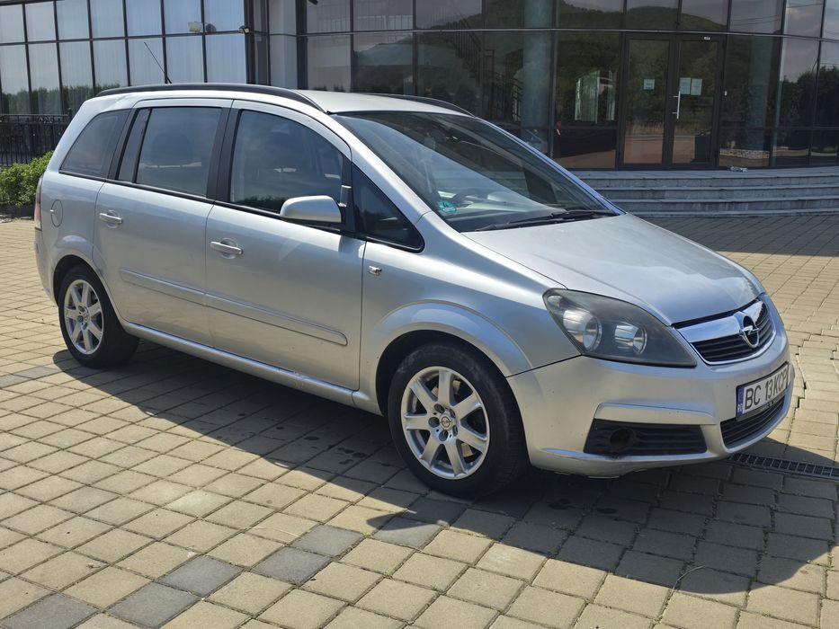 Vând Opel Zafira B 7 locuri
