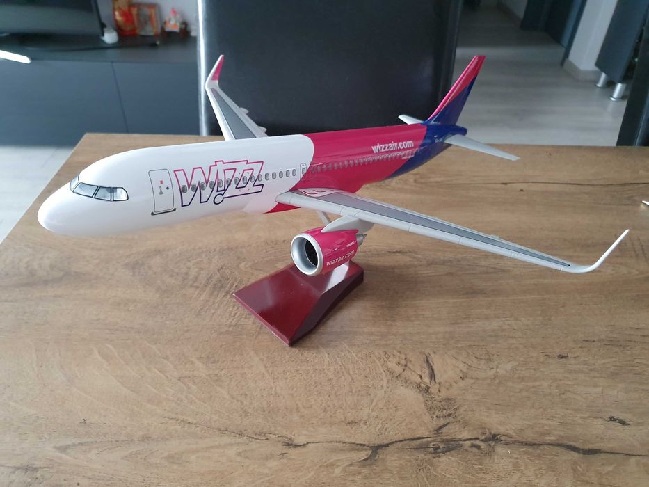 Macheta uriașă de avion WizzAir | Decoratie | Perfect pentru cadou