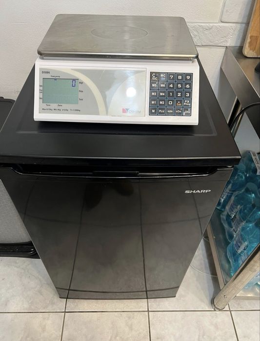 Продава се бизнес , магазин без помещението