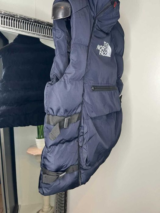 Vesta Northface albastra - model deosebit, stil antiglont