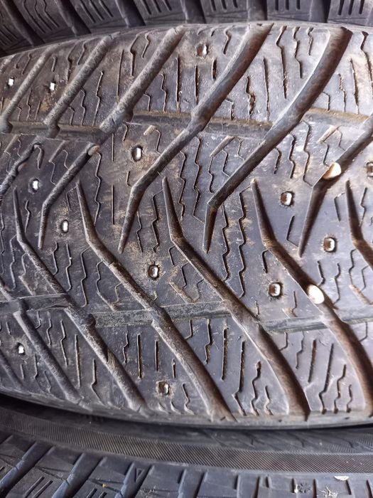 Продается зимние шины