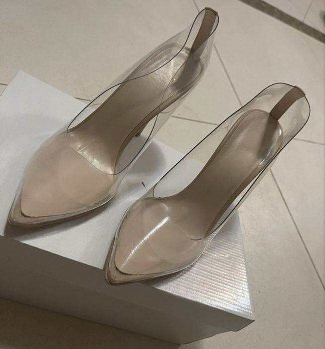 Pantofi stiletto transparenți nude, eleganți, cu vârf ascuțit, noi