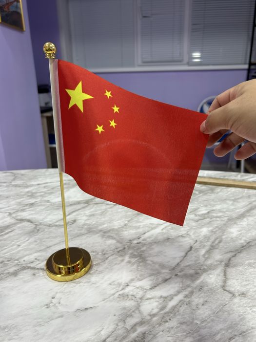 Продам флажок Китая