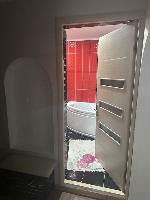 Продается трехкомнатная квартира