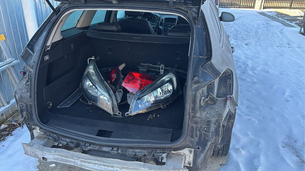 Mochetă portbagaj Opel Astra j sport tourer break 2018
