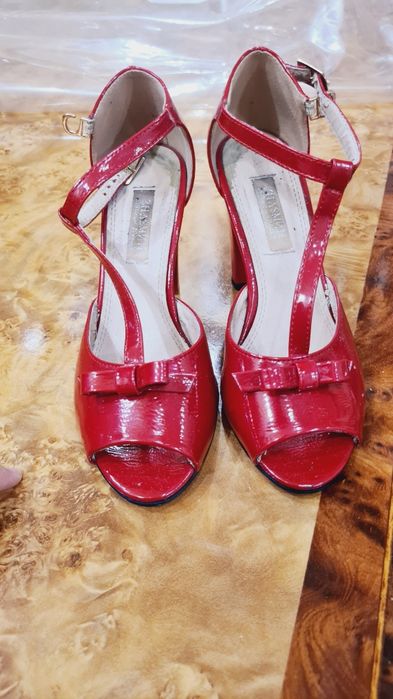 Qizil tufliy 35 ramer