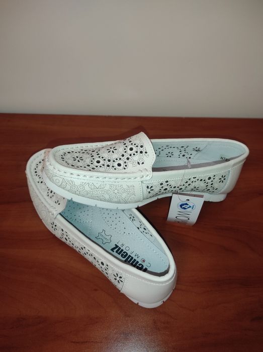 Чисто нови дамски мокасини естествена кожа на Тенденз