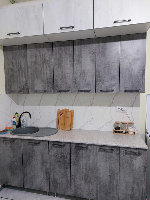 Кухонный гарнитур в отличном состоянии