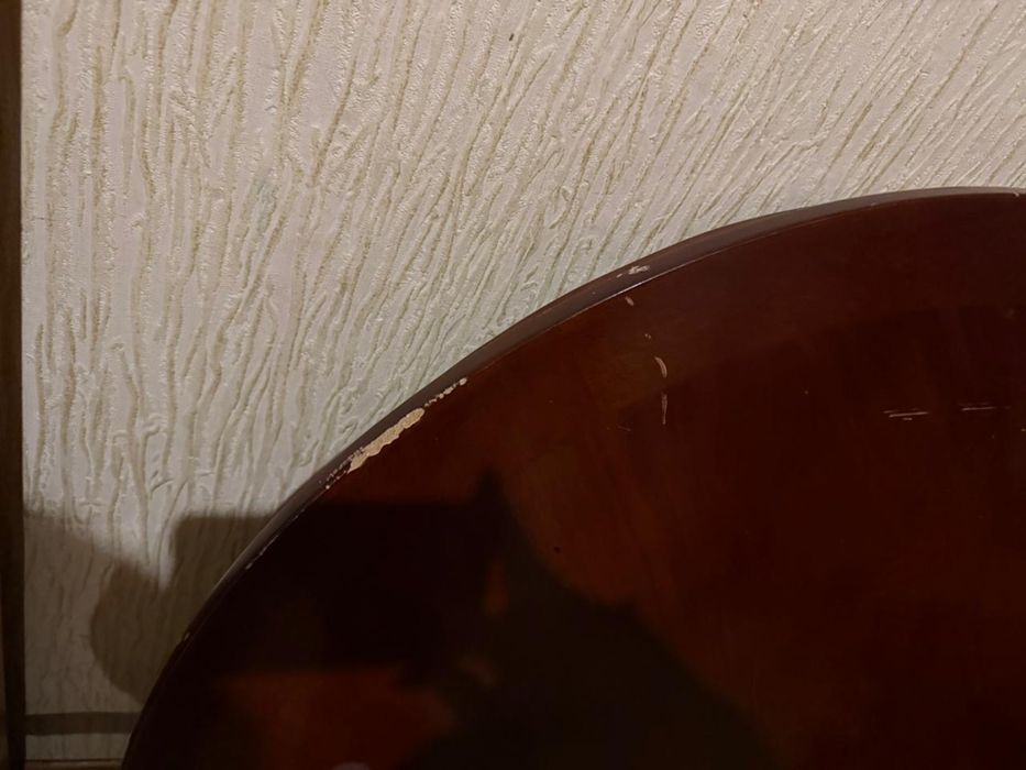 Продается большой стол