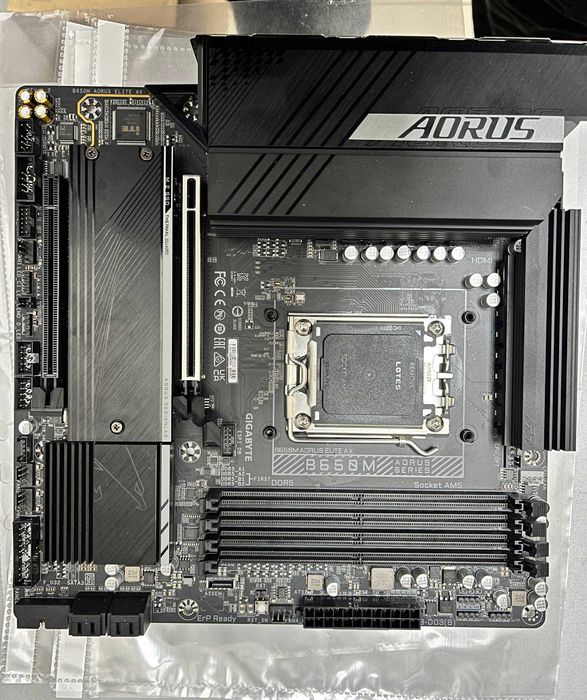 Матплата Gigabyte B650M Aorus Elite AX