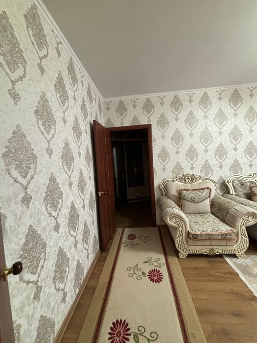 Продам 5 комнатную квартиру