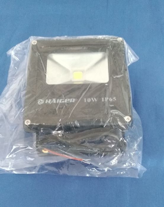 Прожекторы HAIGER 10 watt.